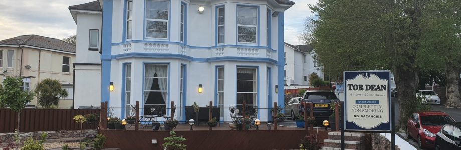 Guest Houses in Devon. Guest houses that travellers love Torquay. Tor Dean Bed & Breakfast